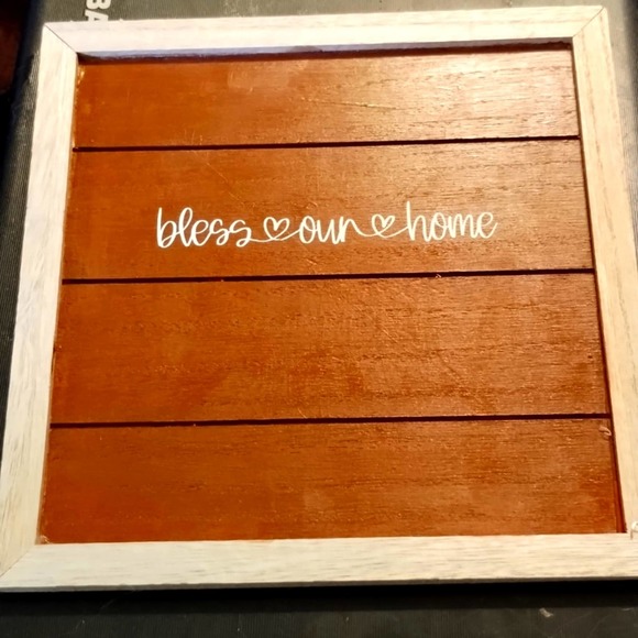 Bless our home handmade wooden plaque - Picture 2 of 2